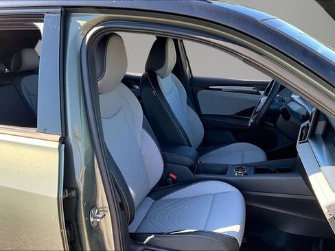 New 2026 Volkswagen Tiguan SE R-Line AWD/4WD image 11