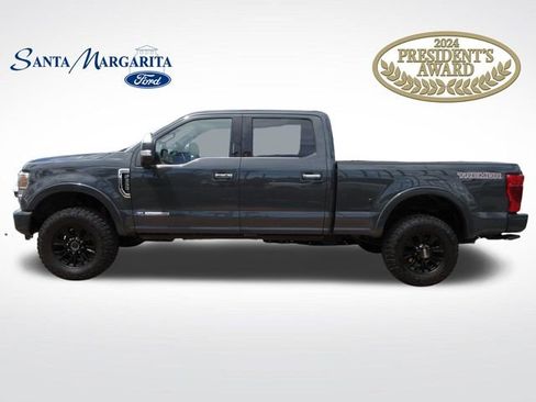 Certified 2021 Ford F350 Platinum w/ Tremor Off-Road Package AWD/4WD image 1
