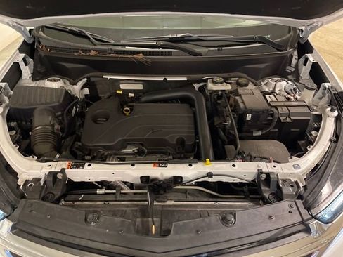 Used 2024 Chevrolet Equinox LT image 25