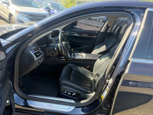 Used 2020 BMW 740i xDrive w/ Cold Weather Package AWD/4WD image 24