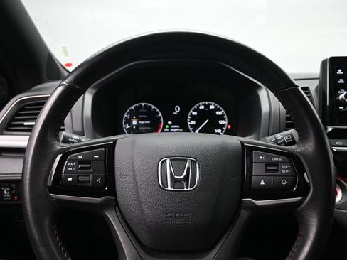 Used 2025 Honda Odyssey Sport-L image 10