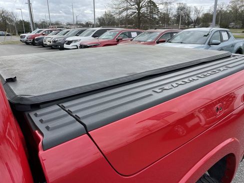 Used 2020 RAM 1500 Laramie image 12