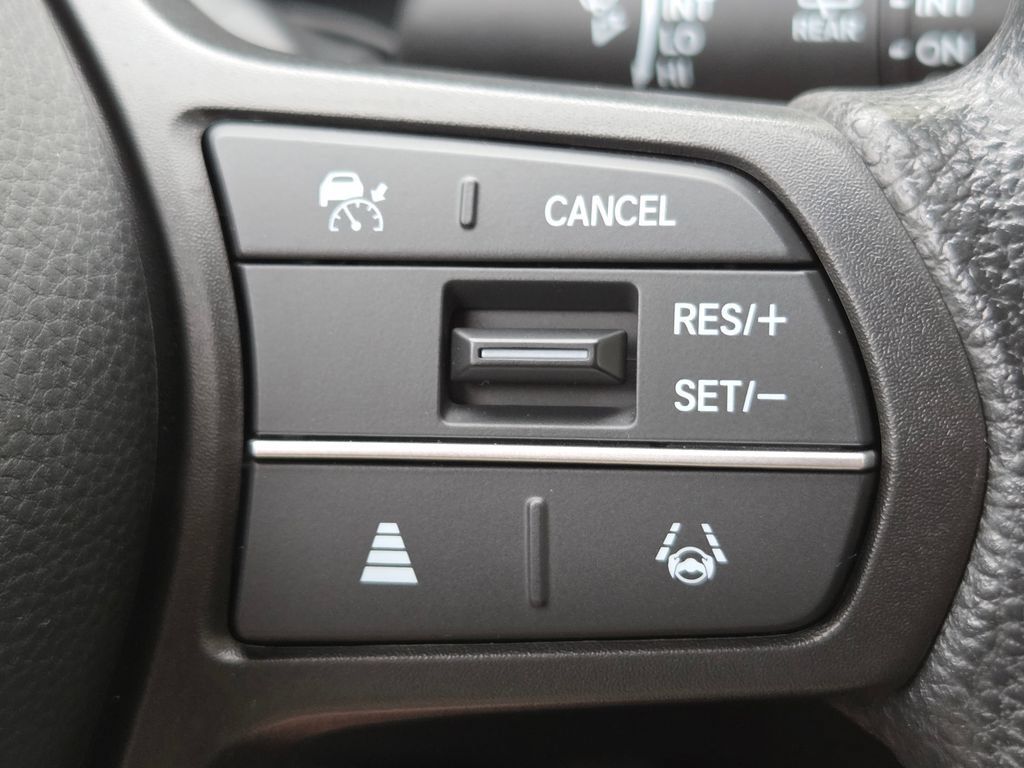 Certified 2023 Honda HR-V LX image 10