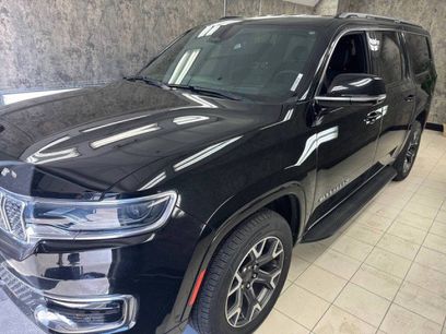 Used 2023 Jeep Wagoneer L Series III w/ Convenience Group I