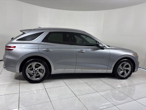 Used 2026 Genesis GV70 2.5T Advanced AWD/4WD image 6