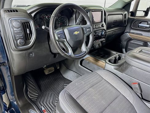 Used 2021 Chevrolet Silverado 3500 LT w/ Texas Edition image 7