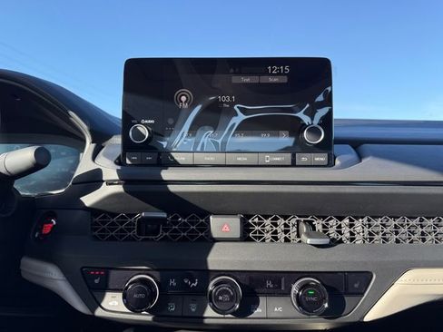 New 2025 Honda Accord SE image 28