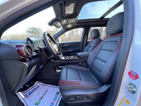 New 2026 Chevrolet Equinox RS w/ Convenience Package III image 18