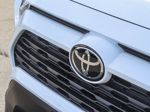 Used 2023 Toyota RAV4 XLE Premium image 9