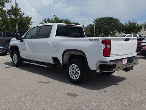 Used 2025 Chevrolet Silverado 2500 LT w/ Convenience Package AWD/4WD image 5