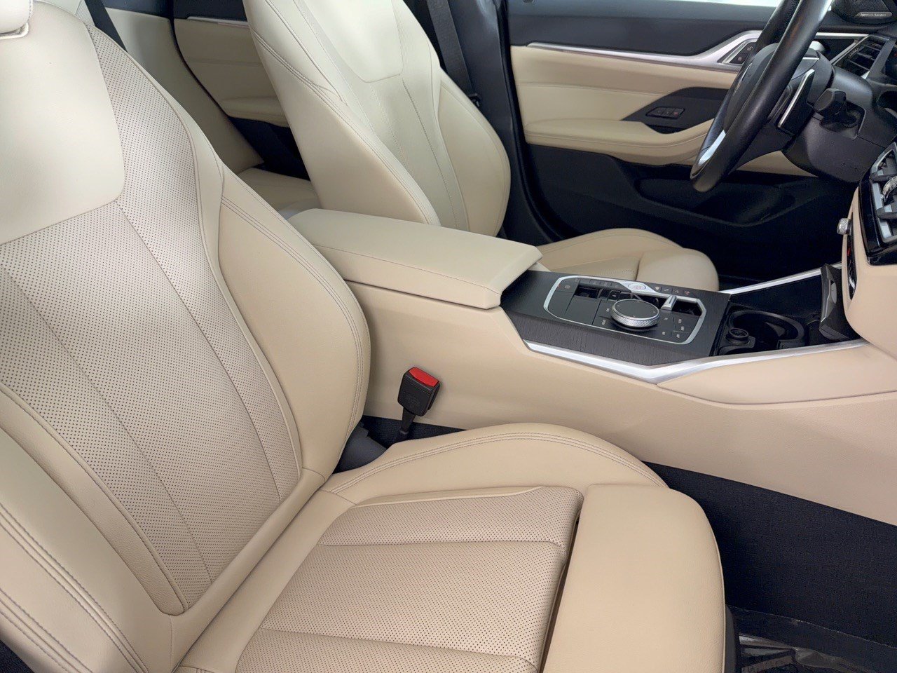 Used 2024 BMW 430i Gran Coupe w/ Premium Package RWD image 30