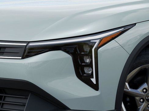 New 2026 Kia K4 FWD image 10