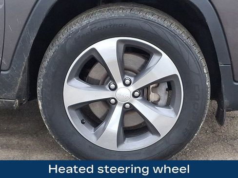 Used 2019 Jeep Cherokee Limited image 11