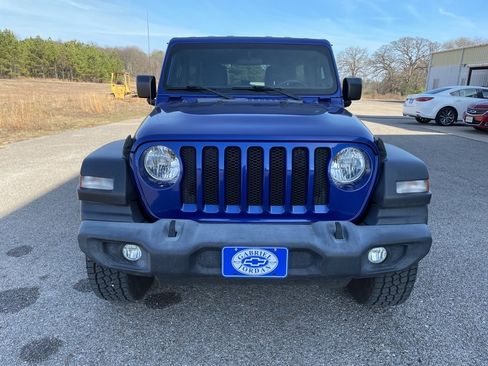 Used 2018 Jeep Wrangler Unlimited Sport S image 8