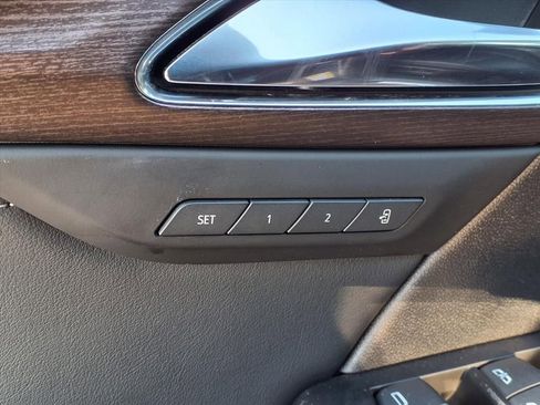 Certified 2023 Buick Envision Avenir image 23