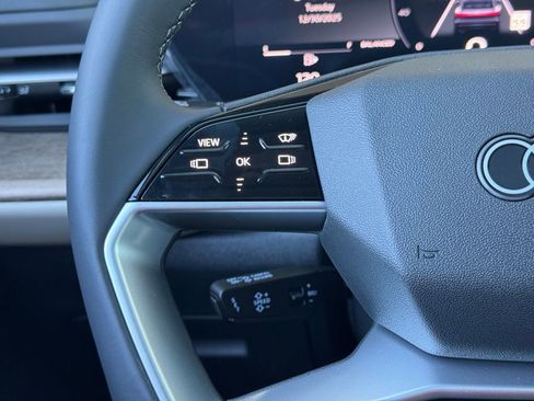 New 2025 Audi Q5 2.0T Premium Plus image 28