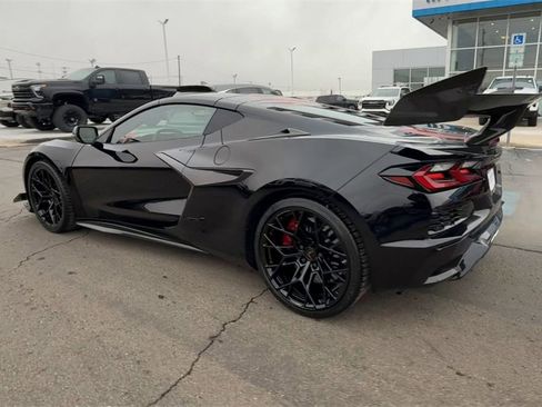New 2026 Chevrolet Corvette ZR1 w/ ZR1 Carbon Fiber Aero Package image 6