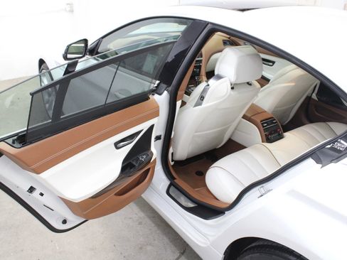 Used 2016 BMW 640i Gran Coupe image 30