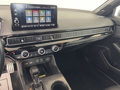 Used 2022 Honda Civic Sport Touring image 4