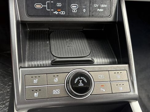 Used 2025 Hyundai Kona Limited AWD/4WD image 15