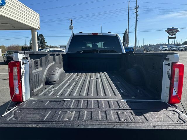 Used 2024 Ford F350 XLT AWD/4WD image 24