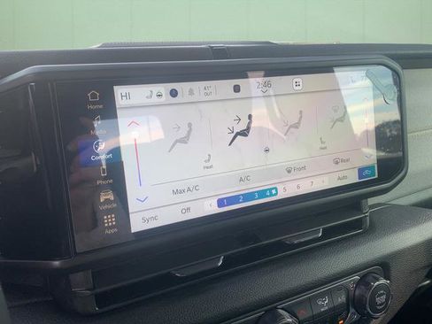 New 2026 Jeep Gladiator Sport image 29