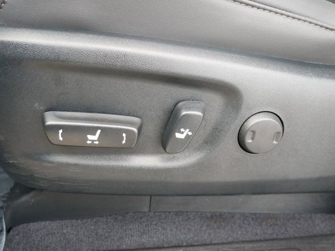 Certified 2023 Lexus GX 460 Premium w/ Premium Package image 18