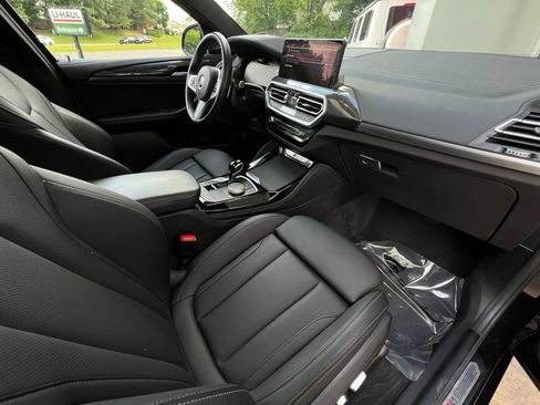 Used 2023 BMW X4 M40i AWD/4WD image 36