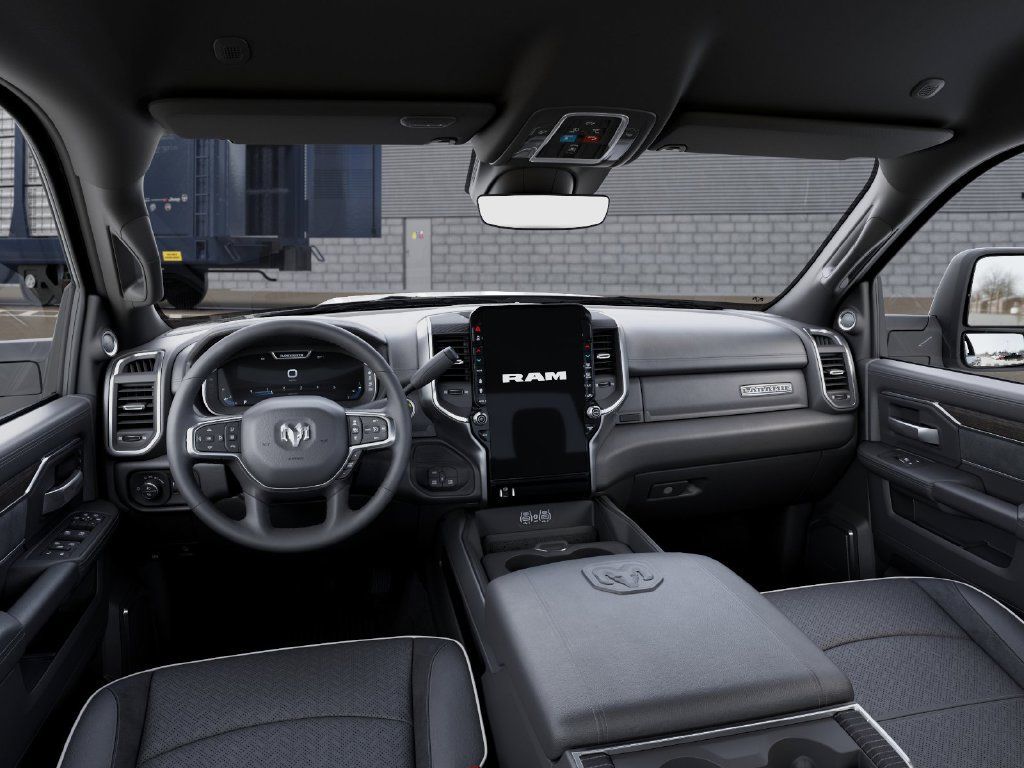 New 2025 RAM 3500 Laramie AWD/4WD image 15