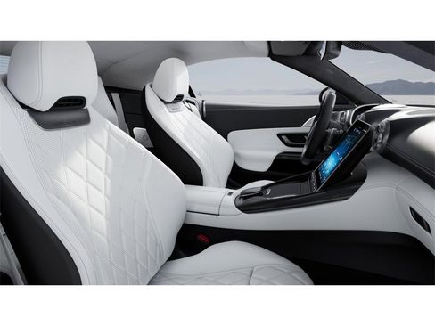 New 2025 Mercedes-Benz SL 63 AMG S e Performance 4MATIC image 4