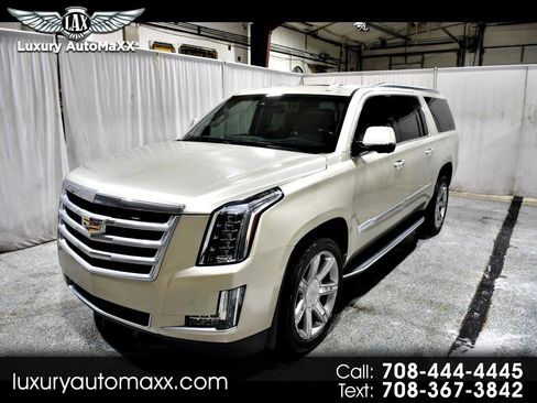 Used 2016 Cadillac Escalade ESV Luxury image 1