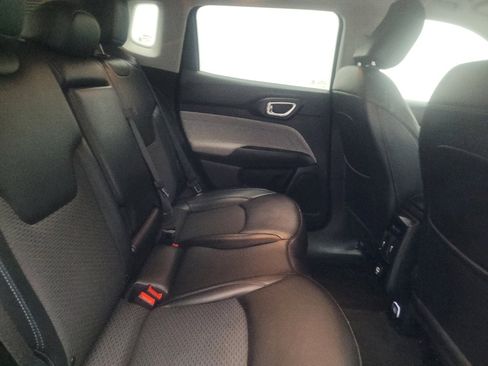 Used 2022 Jeep Compass Latitude AWD/4WD image 19