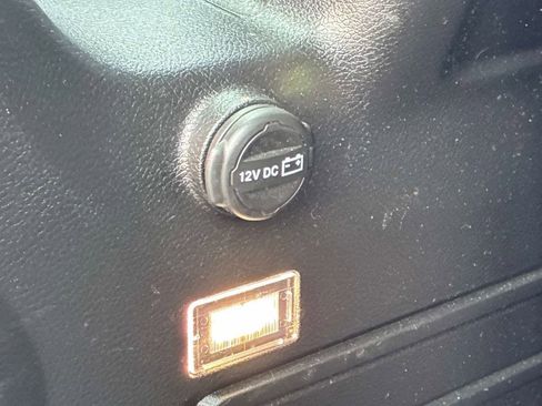 Certified 2023 Jeep Wrangler Sport AWD/4WD image 12