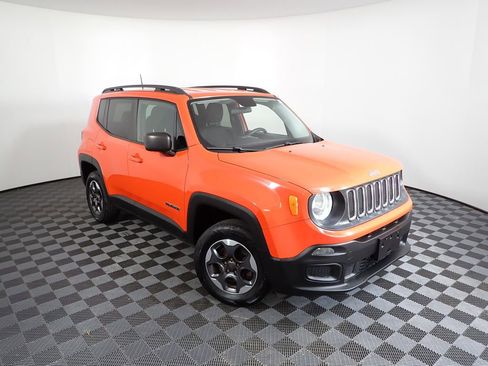 Used 2017 Jeep Renegade Sport w/ Power & Air Group AWD/4WD image 6