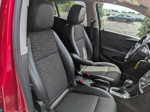 Used 2016 Buick Encore FWD image 12