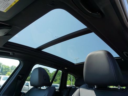Used 2023 BMW X3 sDrive30i w/ Premium Package RWD image 12