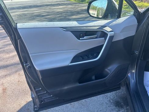 Used 2024 Toyota RAV4 XLE image 11