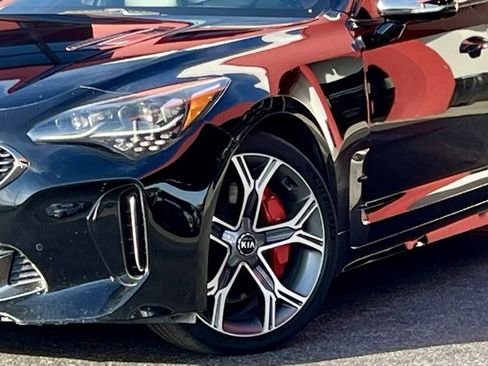 Used 2020 Kia Stinger GT2 image 3