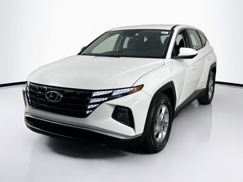 Used 2023 Hyundai Tucson SE FWD image 1