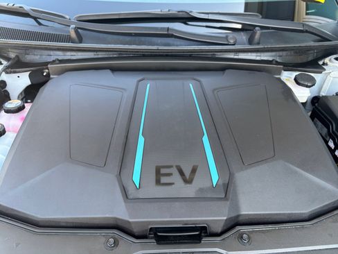 Used 2023 Hyundai Ioniq 5 SEL image 17