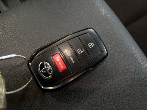 Used 2025 Toyota Camry LE image 22