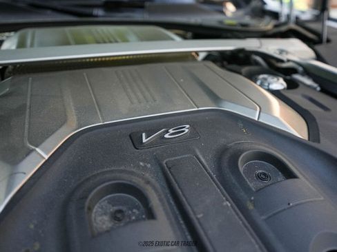 Used 2022 Bentley Flying Spur V8 image 16