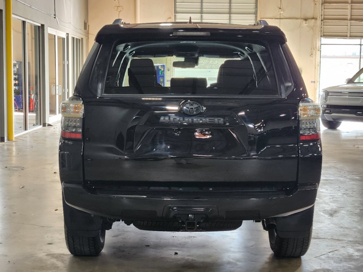 Used 2022 Toyota 4Runner SR5 RWD image 8