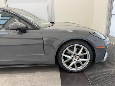 Certified 2025 Porsche Panamera 4 AWD/4WD image 10