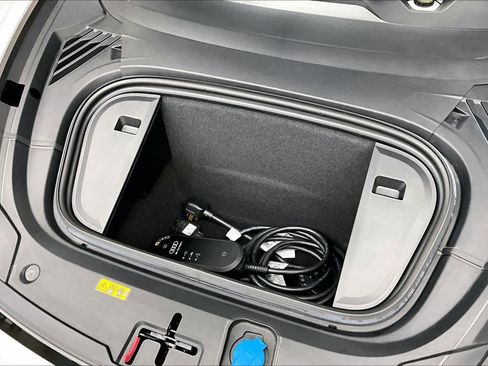 Certified 2024 Audi e-tron GT Premium Plus image 30