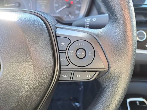 Certified 2025 Toyota Corolla LE image 19