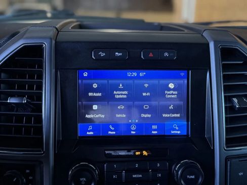Used 2020 Ford F150 XLT w/ Equipment Group 302A Luxury AWD/4WD image 31