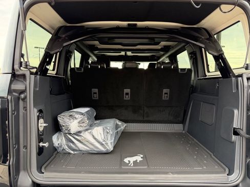 New 2026 Ford Bronco Raptor w/ Interior Carbon Fiber Pack AWD/4WD image 8