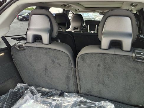 New 2026 Volvo XC90 B6 Plus w/ Protection Package Premier image 34