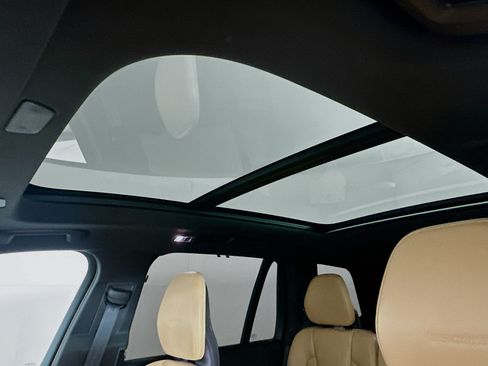 Used 2019 Volvo XC90 T8 Inscription w/ Advanced Package AWD/4WD image 25